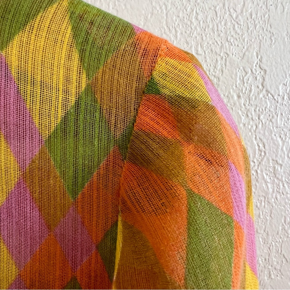 Vintage Diamond Pattern Sheer Button Up - Picture 14 of 16